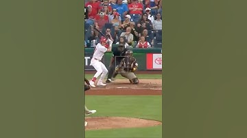 Max Kepler hits a 2-run homer to get the lead #mlb #baseball #sports #phillies #shotime #homerun