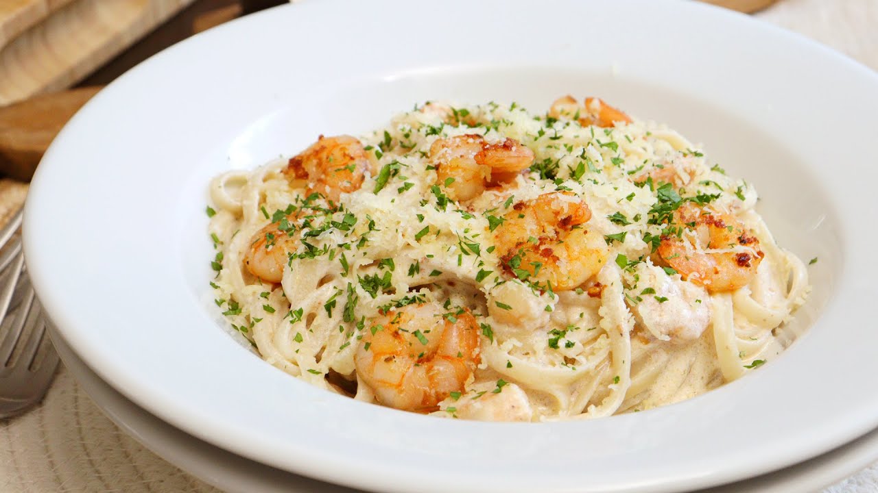 Pasta Alfredo con Camarones – CUKit!