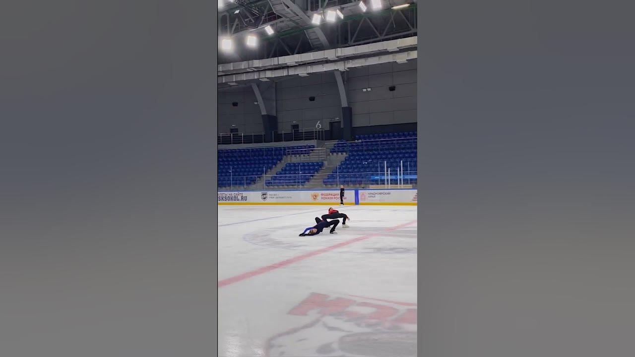 Саша Трусова со своим фирменным элементом в Красноярске - YouTube