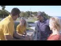  Aaron Rodgers  Suprises Young Girl & Helps Her Go Door To Door To Raise Awareness For Pediatric Cancer!
