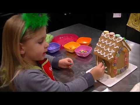 Kyndal in the Kitchen - Gingerbread House