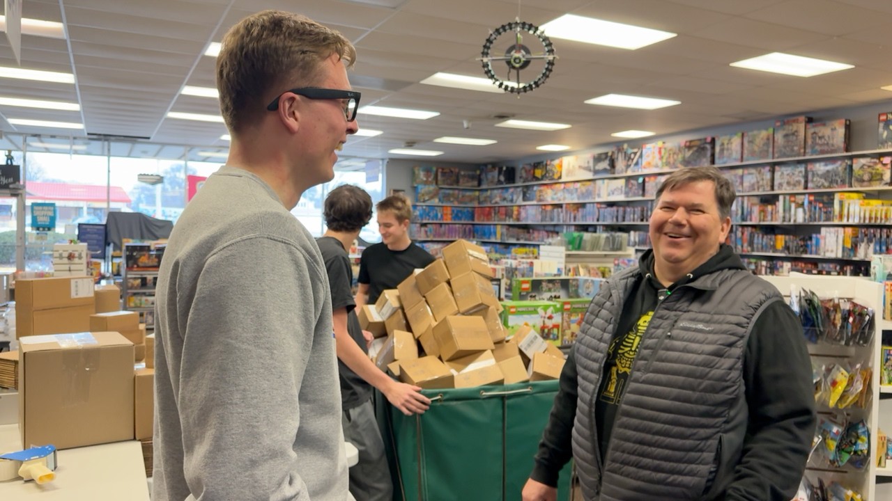 Buying a $40,000 LEGO Collection for My Store