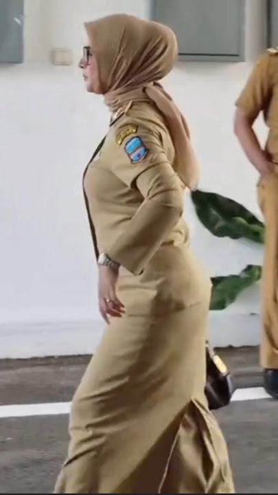 Pejabat PNS Cantik