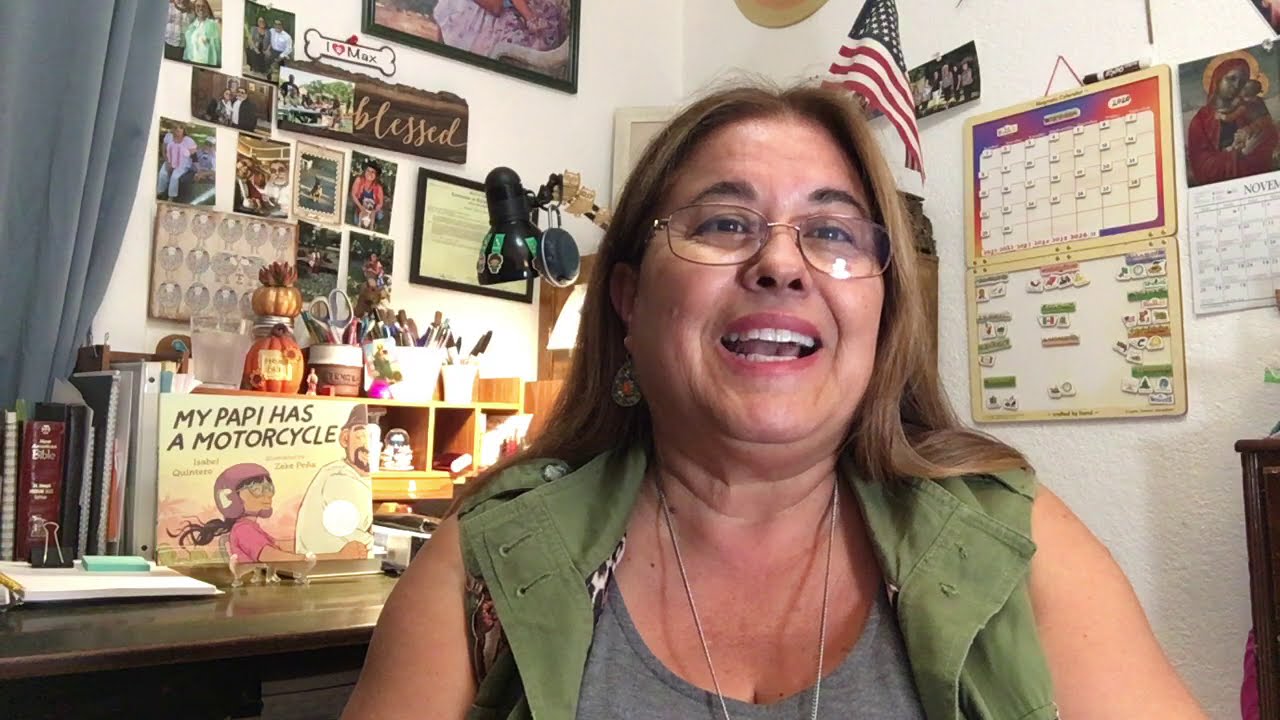 Mrs. RiosGarza lee Mi Papi Tiene Una Moto por Isabel