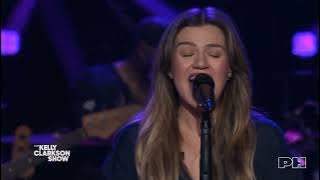 Kelly Clarkson - All The Things She Said (Cover t.A.T.u.) (Live on The Kelly Clarkson Show)
