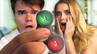 FIDGET SPINNER FUTURE TELLER! W/Boyfriend