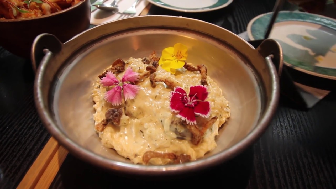 【台灣美食🇹🇼】美國美女🇺🇸喜歡台灣的花枝！甜點！非常好吃！市政府 @30 Thirty老酒館 市政府のオシャレなお店！#331 - YouTube