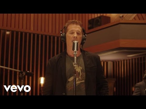 Putar Hoy Me Toca Vivir - Emmanuel