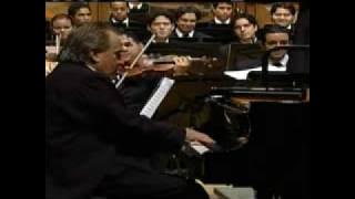 La Comparsa. Lecuona. Interpreta Frank Fernández y OSJSB.flv
