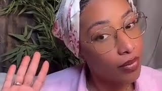 Apres leurs mariage elle accepte de vivre avec sa belle famille et fini par regretter 