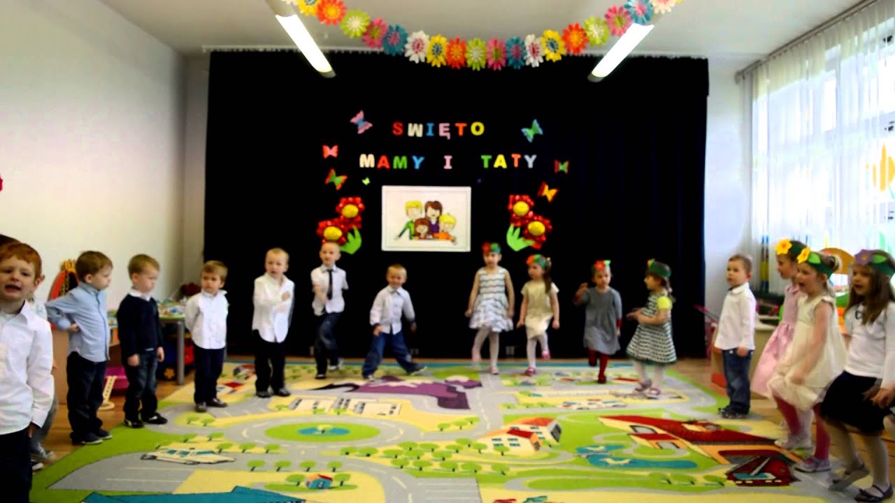 Przedszkole Chatka Misia - Dzień Mamy i Taty - Misie 2015