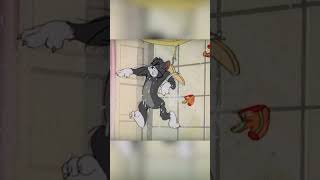Quem é que usou melhor? 🐱 ou 🐭⁉ #TomEJerry 🐱🐭  #ClassicCartoons Vê mais no #cartoonnetwork #shorts