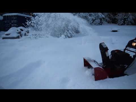 Video: Hur Man Gör En Snöslunga Med Egna Händer