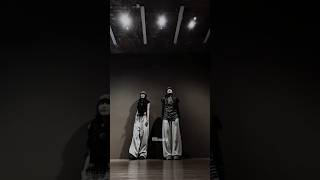 Justin Bieber ft. Nicki Minaj - Beauty and a Beat | Viral Trend | Lyrics #viral #trending #lyrics