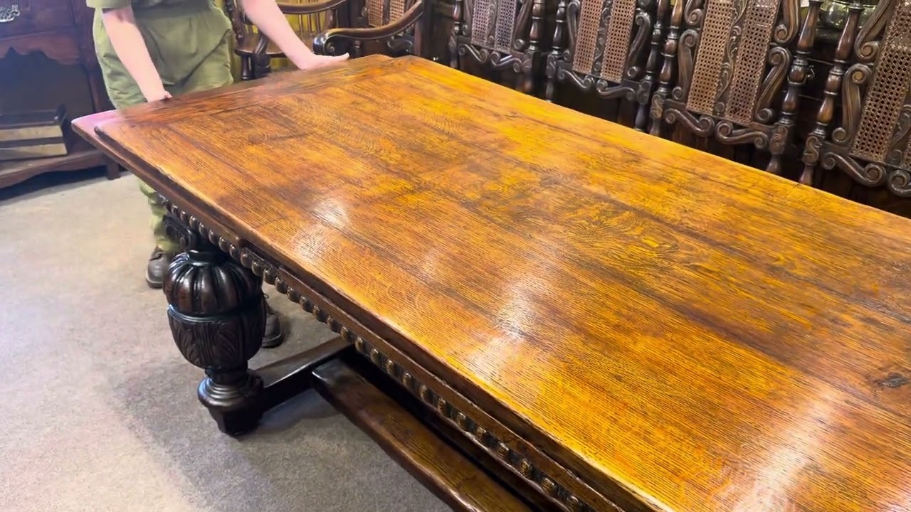 Victorian oak draw leaf dining table 