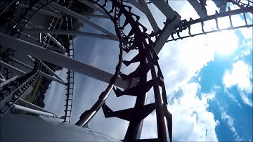 Walibi Holland 2017 - Xpress - Platform 13 - Onride Frontseat PoV
