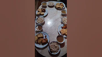 لما مامتي تعزمني عندها ودلعني 