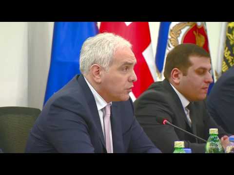 შს მინისტრმა საპატრულო პოლიციის თანამშრომლებთან თათბირი ჩაატარა