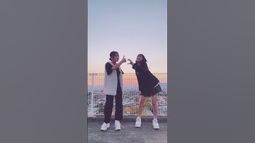 Thumbnail of この2人といえば...やっぱりダンス。『みなさんオススメの冬の曲といえば？？』#shorts #ダンス