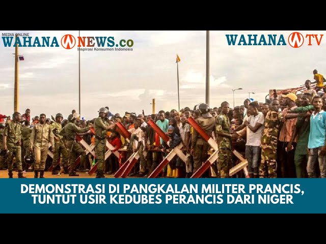 Demonstran Menuntut Pasukan dan Duta Besar Prancis Keluar dari Nigeria