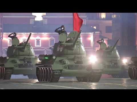 Ночная тренировка парада Победы на Красной площади