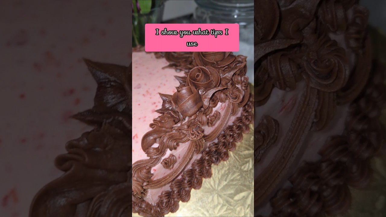 Торт в форме сердца в винтажном стиле 