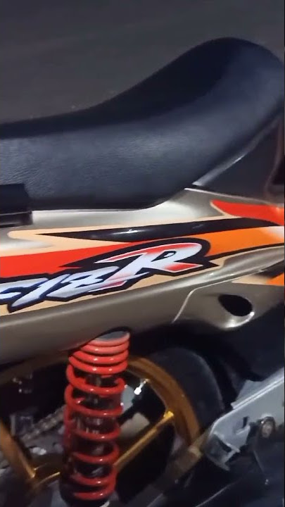 Fiz R yang lagi trending nih ngab motor tua yg clasic lebih asik || Story Whastapp