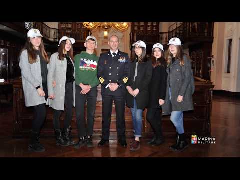 Video: Gli studenti dell'accademia navale hanno le vacanze estive?