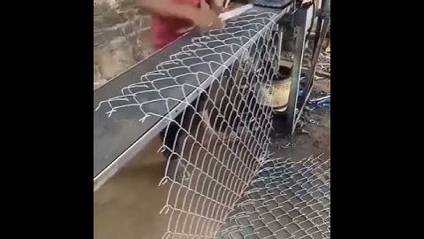 Mesh making Process | Chain Link Fencing Wire #shorts #chainlink