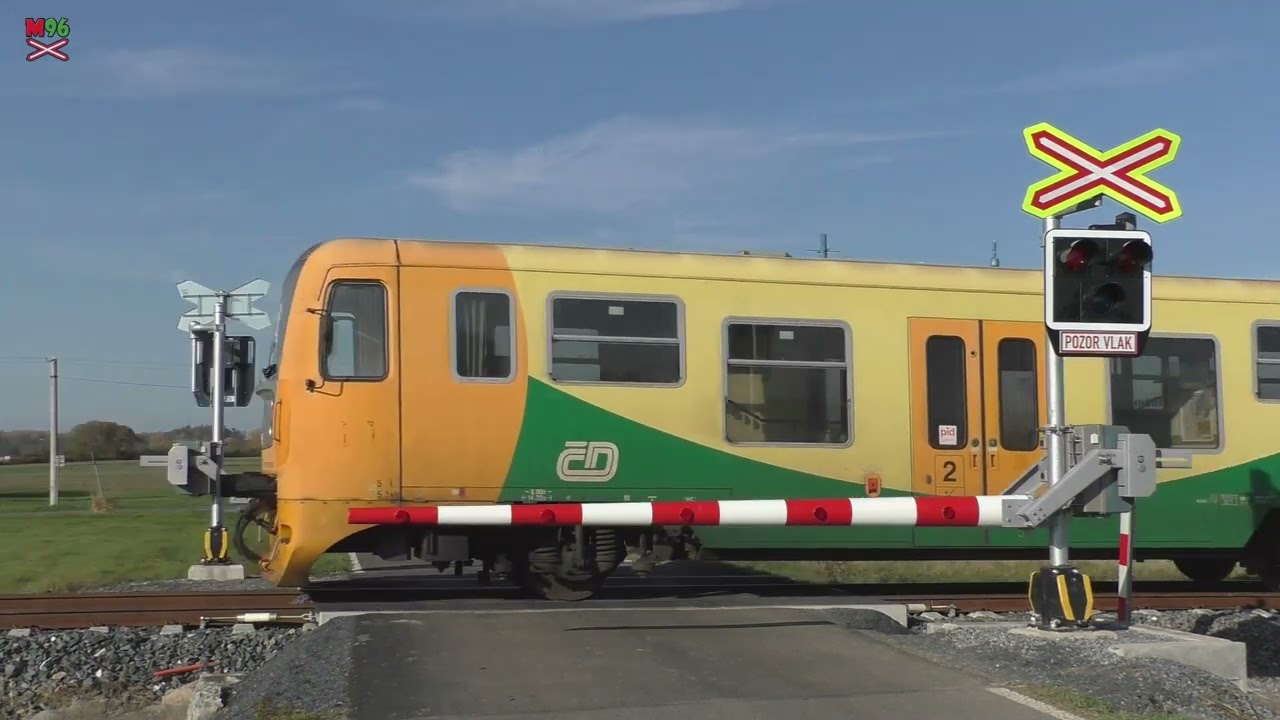 Železniční přejezd Hatě #1 [P5925] - 27.10.2022 / Czech railroad crossing