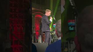 George Ezra - Merry Christmas (Shakin’ Stevens Cover) Live at The Union Chapel London 18/12/18