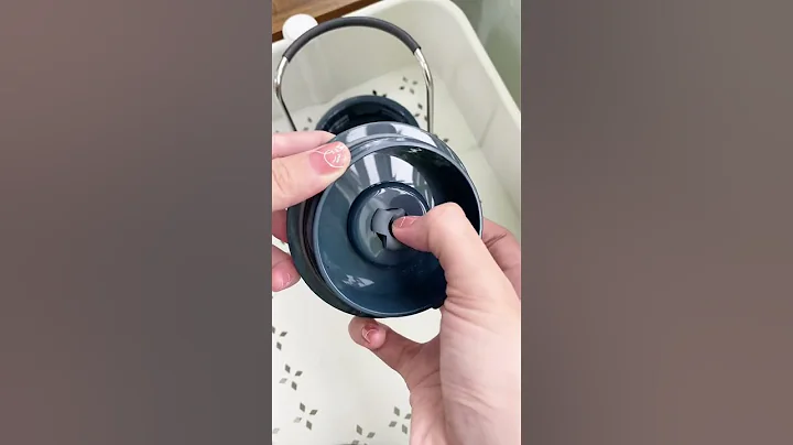 Ly giữ nhiệt LocknLock Bucket Tumbler LHC4268 LHC4269 540ml thép không gỉ quai xách tiện lợi