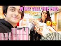 I’ll BUY EVERYTHING THAT YOU CAN CARRY😋 | Ft. Ashi Khanna | Tanzeel Khan #NoBudgetChallenge #AkTk