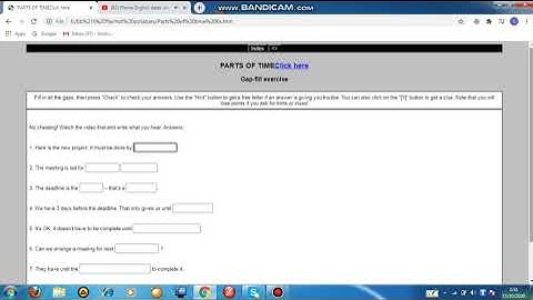 Teaching a listening Cloze Passage task at Universitas Muhammadiyah Gresik