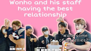 Wonho and his staff having the best relationship