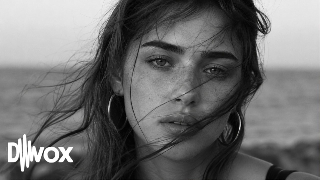 MrDvox — Adore (Original Mix) auf YouTube ansehen MrDvox — Adore (Original Mix) auf YouTube ansehen