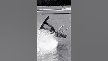 WAKE ME UP!!! #shorts #wakeboard #wakeboarding #cablepark #wakepark #greenday #crash #fail #fails