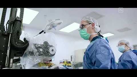 Tiết lộ cỗ máy cấy chip vào não người của Elon Musk