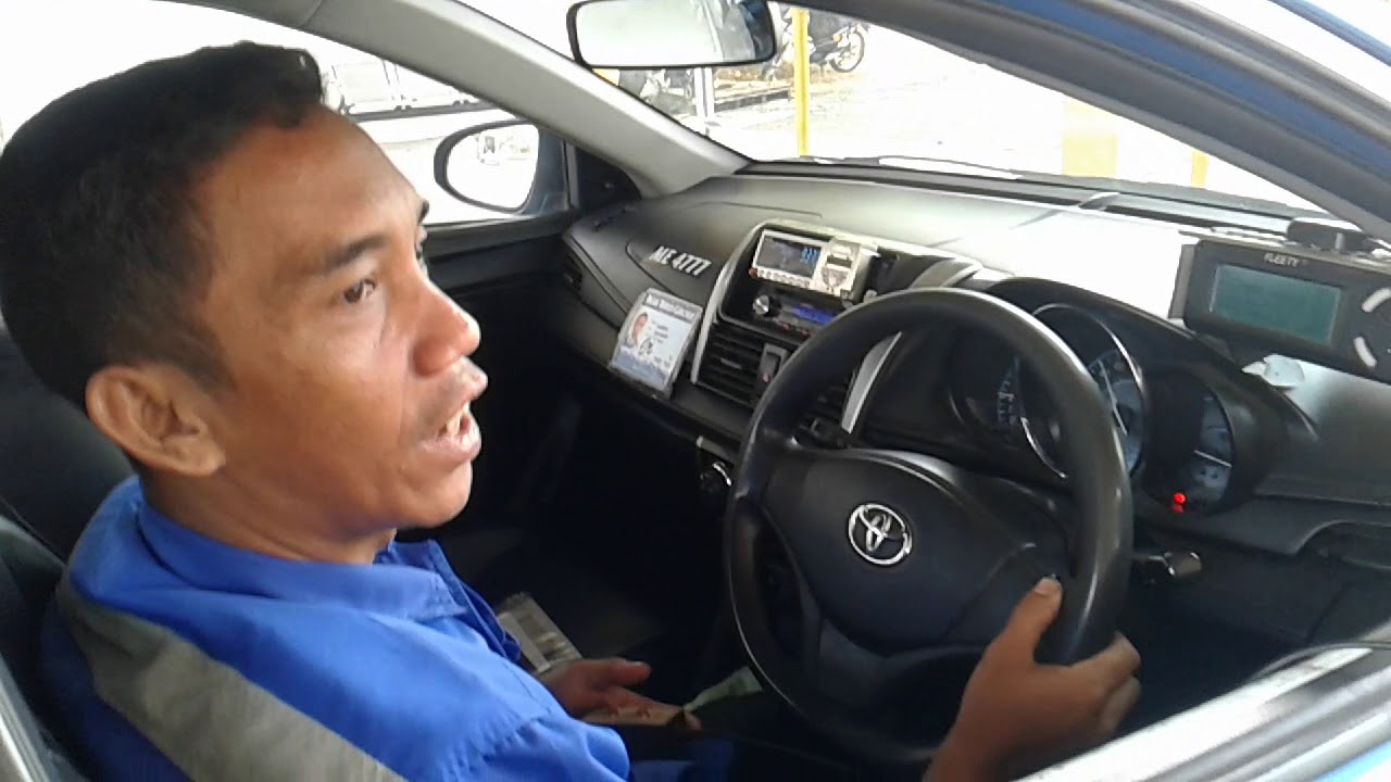 Argo Taksi Alphard: Kemewahan di Balik Setir, Kenyamanan di Balik Kursi