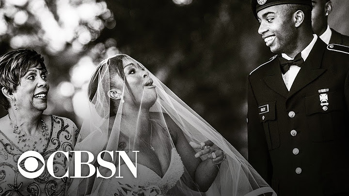 Military son surprises mom on her wedding day