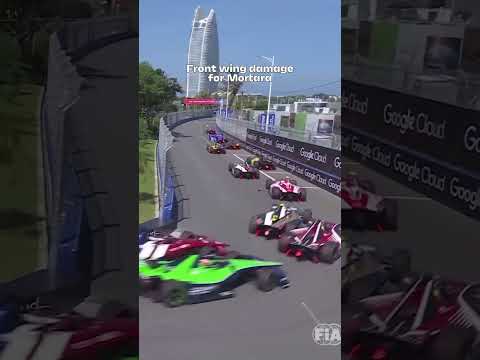 Front wing damage for Mortara!