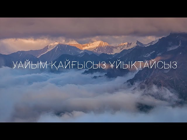 Ребекка Линарес қатты әтешке өзінің тығыз етін отырады