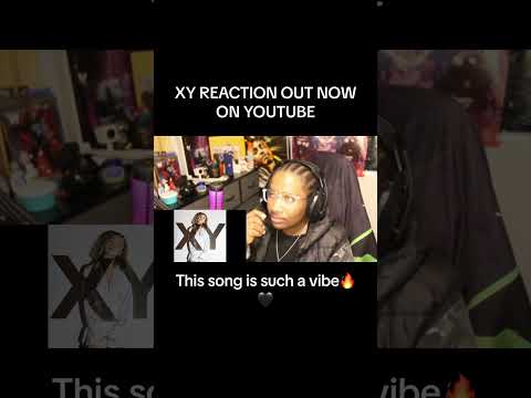 Ignore my singing😂 #comedy #funny #lmao #singing #trend #xy #jillianshaespeader #reaction