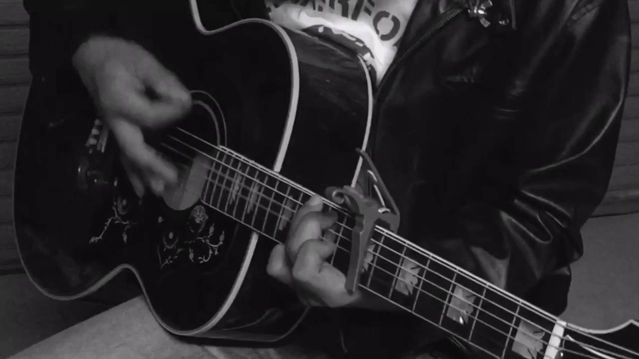 風に吹かれて ボブ ディラン Blowin In The Wind Bob Dylan Cover 素人弾き語り Youtube