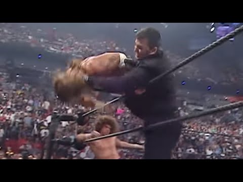 Shane McMahon eliminates Shawn Michaels from the Royal Rumble Match: Royal Rumble 2006