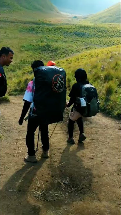 story wa pendakian gunung semeru sampai puncak atap jawa