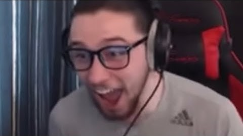 Wolfy gets Commando Corn (Garden Warfare Legendary Pack Opening)