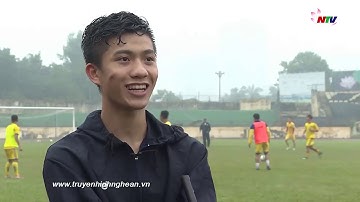 Phan Văn Đức trở lại sân cỏ sau 1 năm điều trị chấn thương.