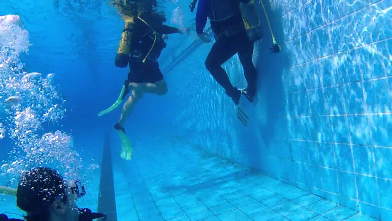 Confined Water Dive (Part 3) - YouTube