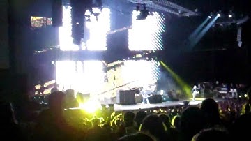 Man Overboard by blink-182 LIVE